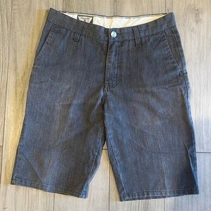 VOLCOM Corpo Class Shorts